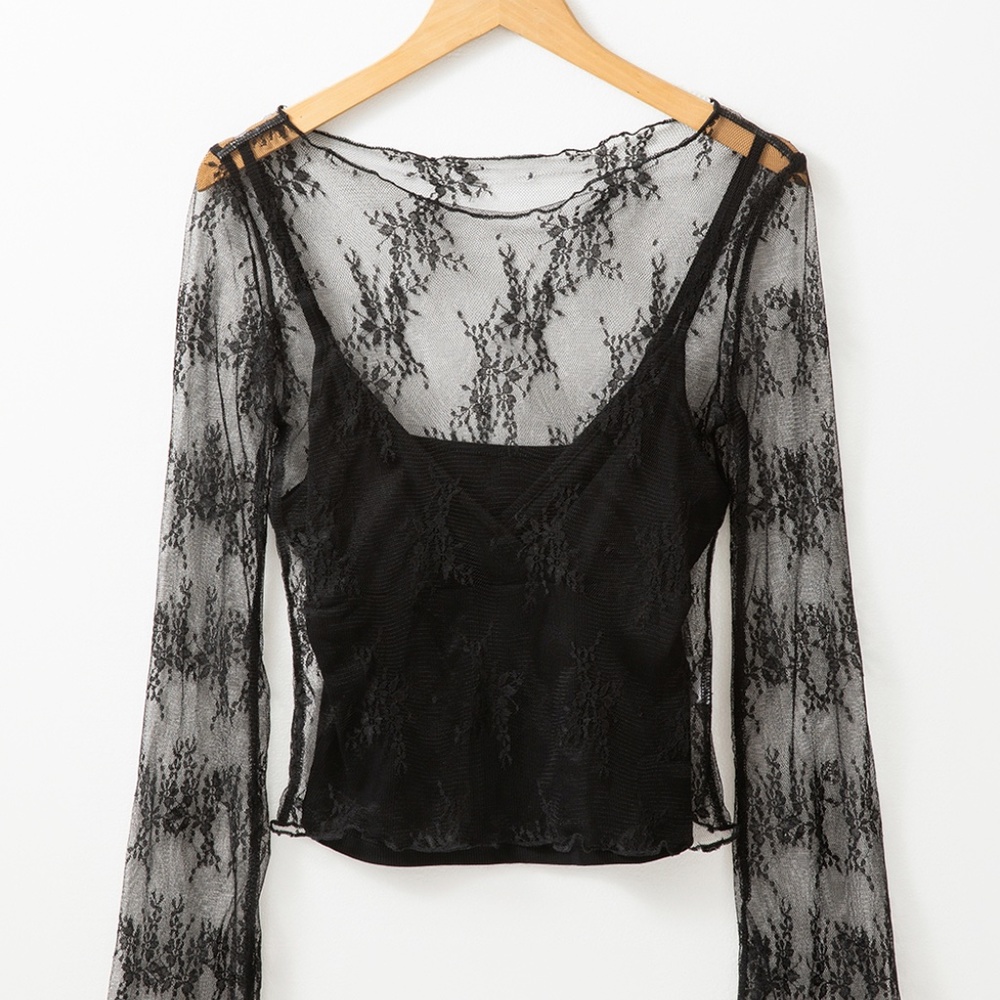 B204 Black Lace Mesh Crochet Splicing Slim Fit Long Sleeve Blouse - Picture 3 of 5